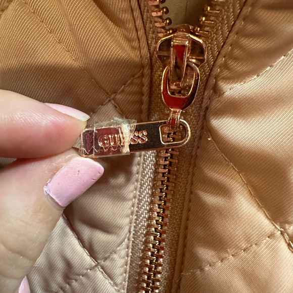 Guess rose gold quilted vest - Picture 4 of 7
